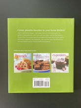 Load image into Gallery viewer, Pizza-And Other Savory Pies by Brigit Binns: photo of the back cover which shows very minor scuff marks.