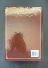 Load image into Gallery viewer, Song of the Pen by A. B. 'Banjo' Paterson: photo of the back cover.