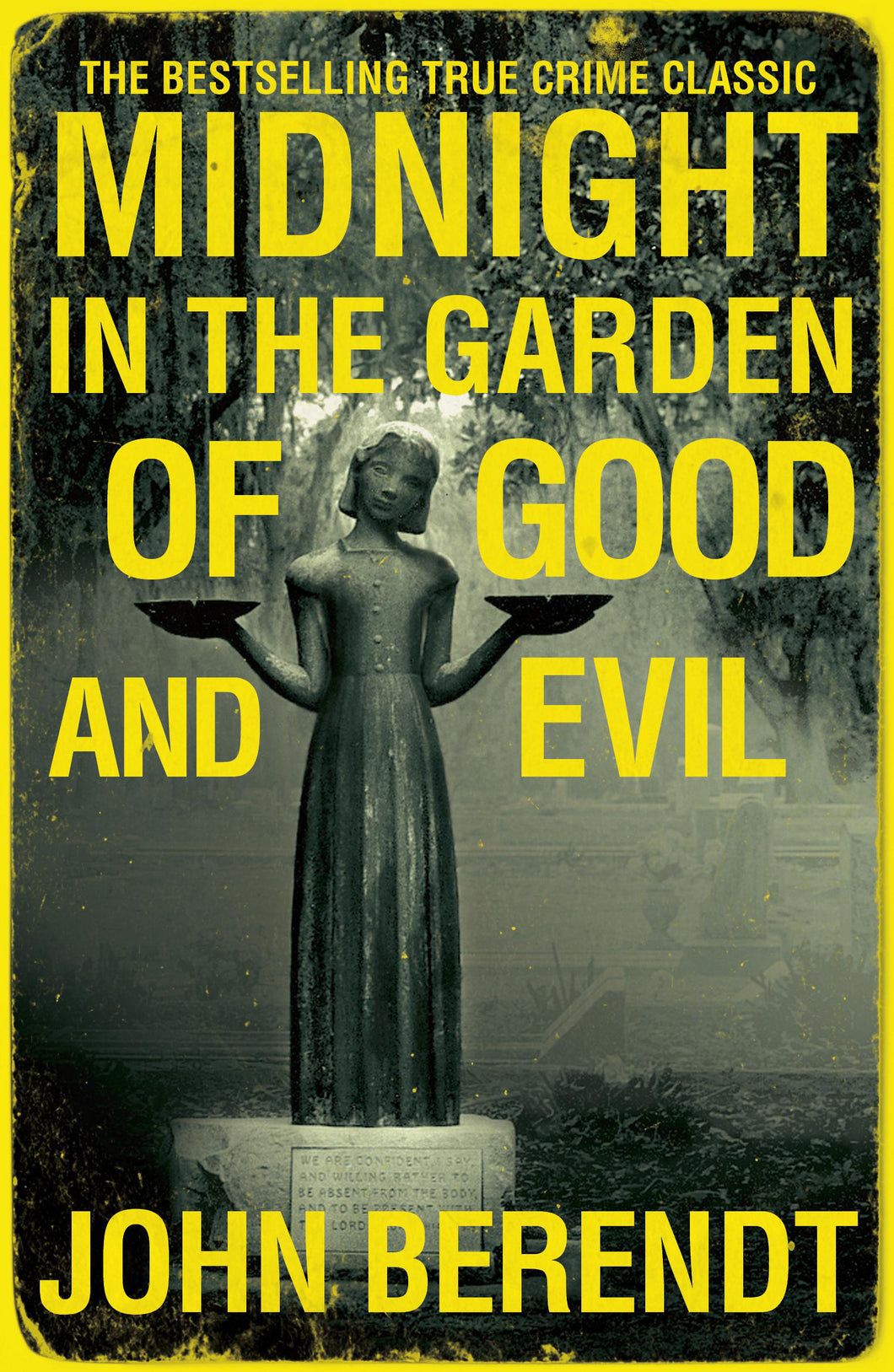 Midnight in the Garden of Good and Evil by John Berendt: stock image of front cover.