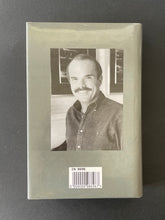 Load image into Gallery viewer, Mr Murder by Dean Koontz: photo of the back cover which shows minor scuff marks along the edges of the dust jacket.
