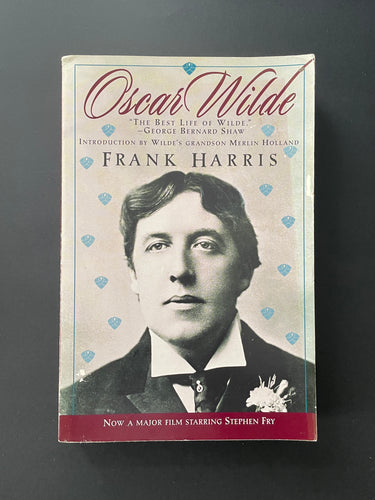 Oscar Wilde by Frank Harris: photo of the front cover which shows scuff marks.
