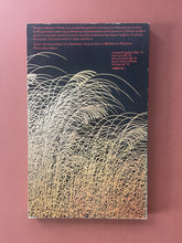 Load image into Gallery viewer, Penguin Modern Poets 15 by Penguin Books: photo of the back cover which shows minor scuff marks.
