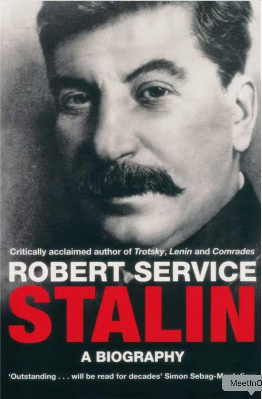 Book cover of 'Stalin: A Biography' by Robert Service with a black and white portrait of Stalin.