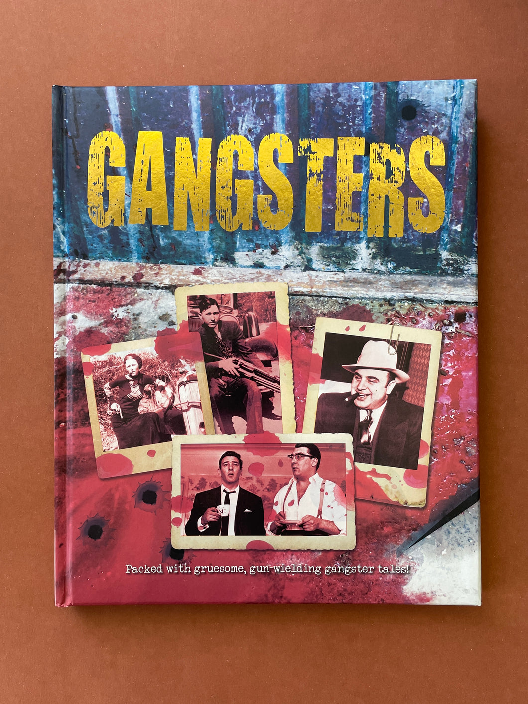 Gangsters: photo of the front cover.