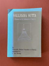 Load image into Gallery viewer, Sallekha Sutta by Mahasi Sayadaw: photo of the front cover which shows minor scuff marks and creasing.
