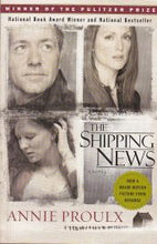 Load image into Gallery viewer, The Shipping News by Annie Proulx book: stock image of front cover.
